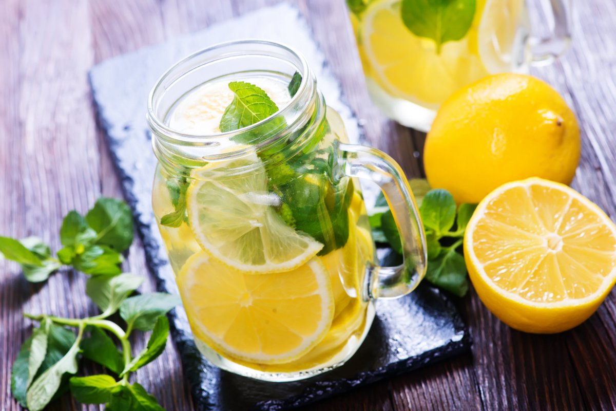 sidruni vesi ja rasva kadu looduslik kaalulangus ja parem tervis